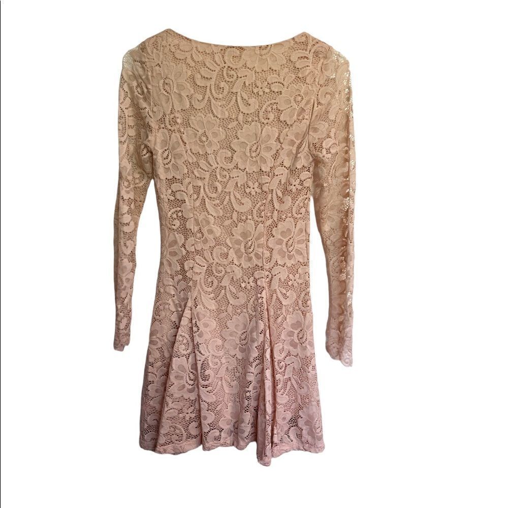 Forever 21 Pink lace mini dress.Size S - Picture 3 of 11